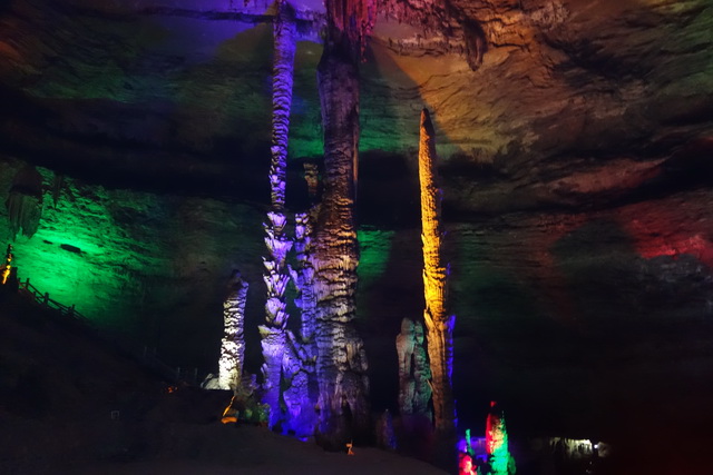 贵州交旅集团铜仁九龙洞溶洞灯光升级设计施工方案(图26)