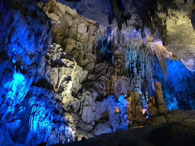 四川泸州古蔺古郎洞溶洞设计开发溶洞灯光施工(图26)