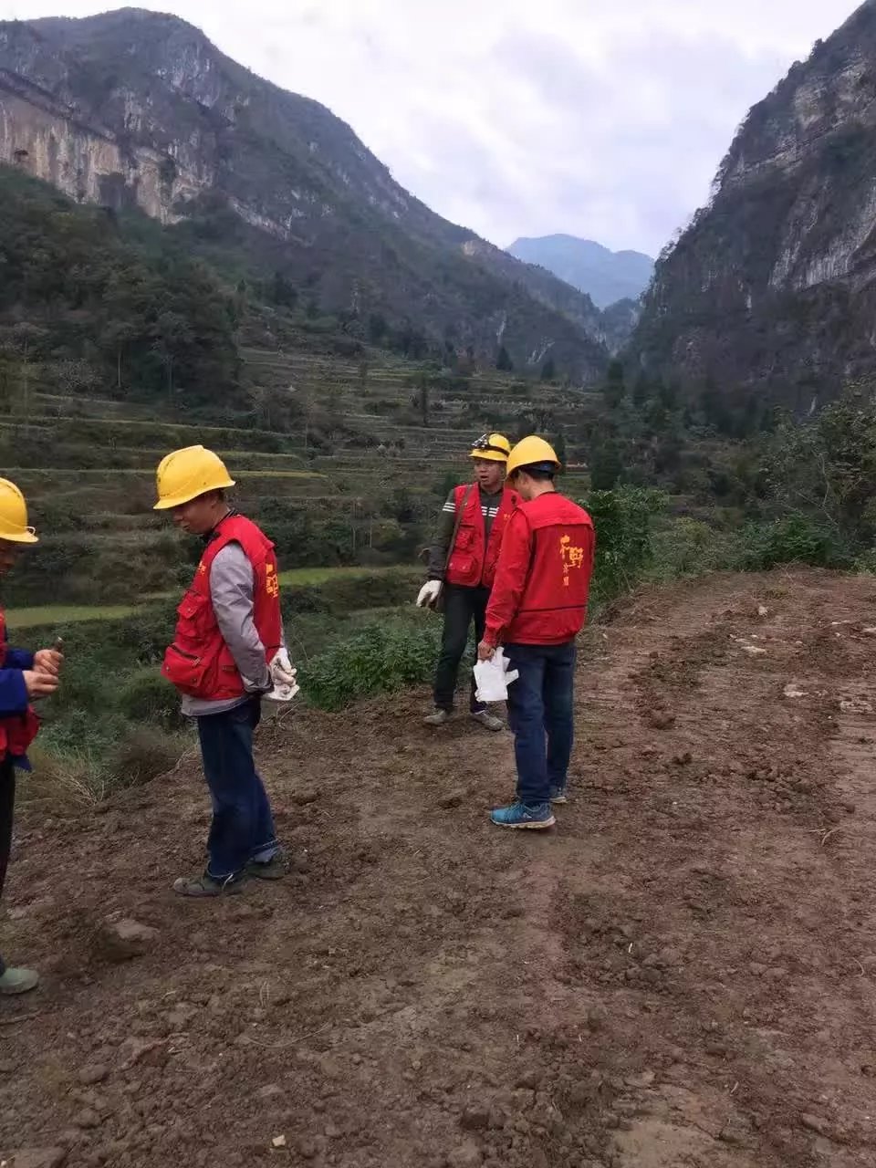 四川泸州古蔺古郎洞溶洞设计开发溶洞灯光施工(图76)