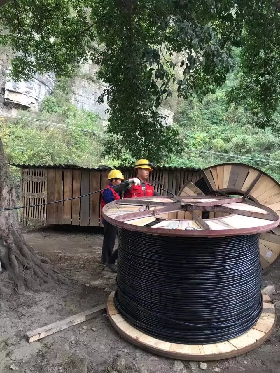 四川泸州古蔺古郎洞溶洞设计开发溶洞灯光施工(图77)