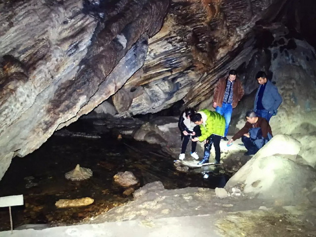 重庆南川金佛山5A景区 魔幻烟云洞溶洞灯光开发设计(图10)